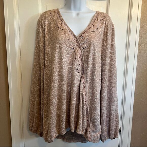 Maurices cream super soft sweater - Picture 9 of 10
